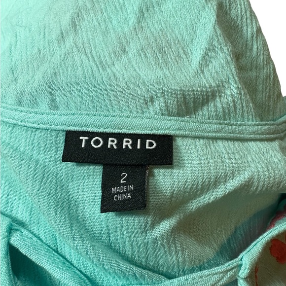 TORRID: Embroidered Blouse - Crinkle Gauze Light Blue -Size 2 / 2X - Picture 12 of 14
